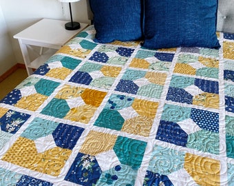 Handmade Throw Quilt for Sale, Ready to Ship, Heirloom Quality, Free Shipping, Handmade by Busy Hands Quilts, Christmas Gift Ideas