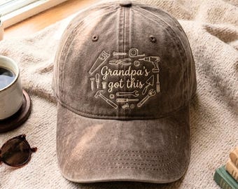 Gorra de algodón lavada bordada con diseño de abuelo y herramientas de manitas.