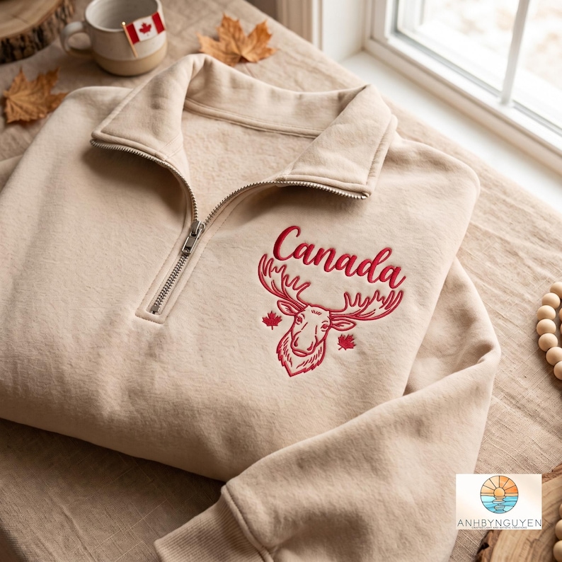 Small R Font Style Embroidered Canada Moose Quarter Zip Sweatshirt, Vintage Canadian Style ...