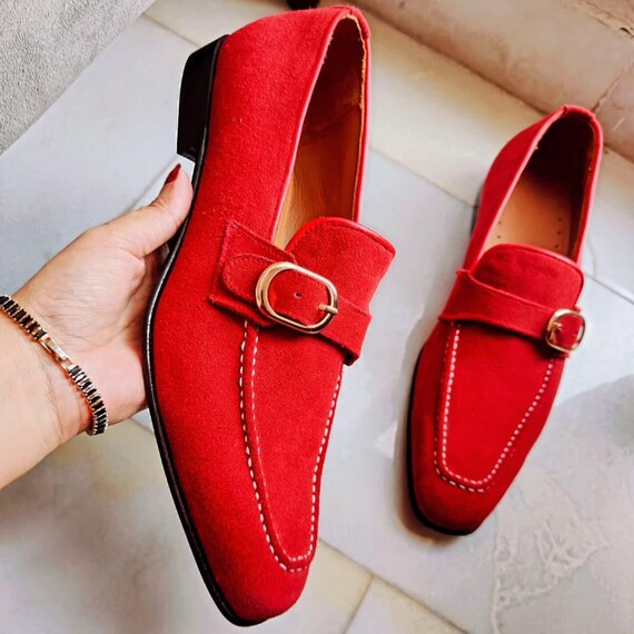 Handmade Red Suede Loafers – Elegant Men display picture 1