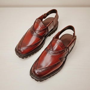 Premium leather Chapli sandals in burgundy – angled top shot