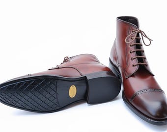 Handmade Gender Neutral Captoe Derby Boots – Full Grain Leather Unisex Boots
