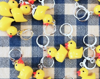 Rubber Duck Stitch markers round clasp clip Progress keepers Yellow Birthday Knitting Crochet Zipper charm Gift Mothersday Mom Anniversary