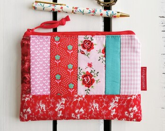 Patchwork Pencil Case Pouch Red Pink Zipper Fabric Journaling Notebook Knitting Crochet Make-up bag Leukgemaakt Gift Birthday Netherlands