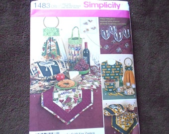 Simplicity 1483 Entertainment Accessories