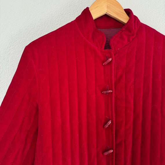 70s Vintage Sears red quilted velvet jacket toggl… - image 3