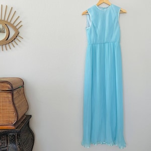Vintage 60s Miss Elliette California Sheer Pleated Chiffon Aqua Green Blue Sleeveless Gown XS