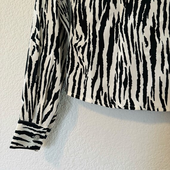 Vintage y2k Casual Corner 100% silk blouse zebra … - image 4