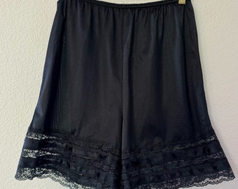 Vintage black nylon lace pettipants split slip lace trim slip shorts Velrose S-M