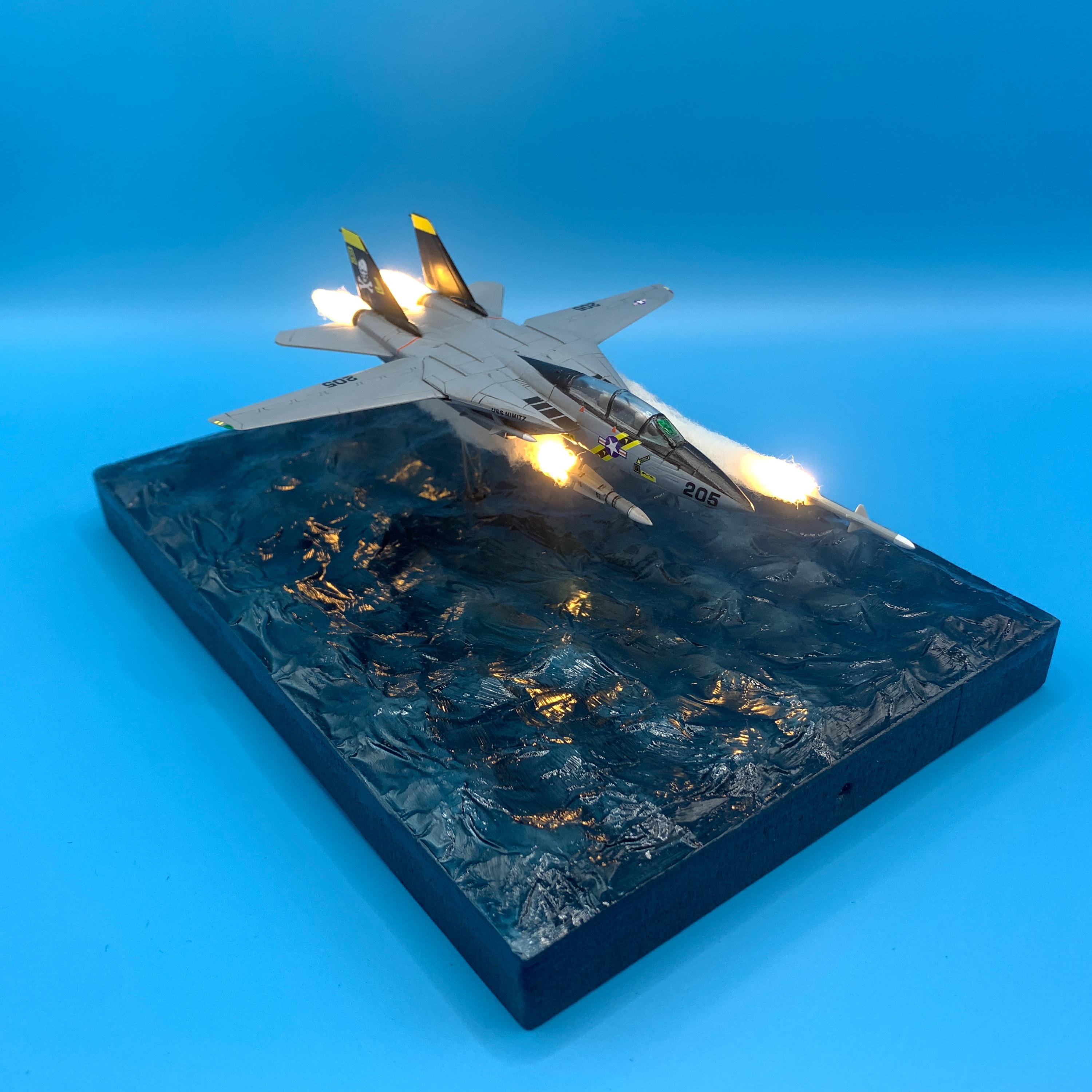 E.F.S.F. LEDディオラマ F-14 Tomcat Fighter LED Diorama: Personalized Air Force Retirement