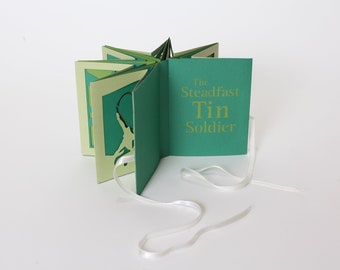 Carousel book ’The Steadfast Tin Soldier’