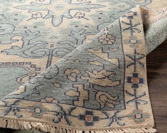 Elegant Beige Indo Oushak Rug, Hand Knotted Perfection for Living Spaces. Sizes: 4x6 to 12x15 ft. A Fusion of Antique and Modern Design