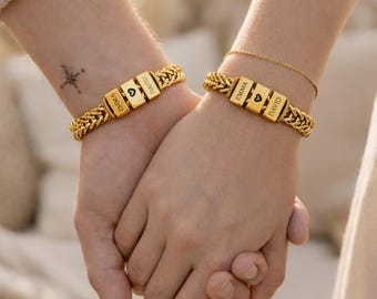 Personalized Men’s Bracelet with Name and Heart Custom Stainless Steel Gold Family Name Bead Bracelet, Anniversary Couple Gift for Dady