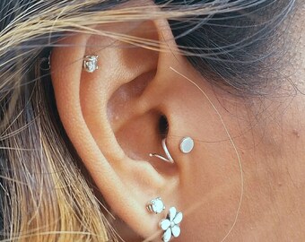 Curl In Tragus Earring • Minimal Body Jewelry Coil Style • Rose White Yellow Gold Sterling Silver • Cartilage Earring Tragus Stud Handmade