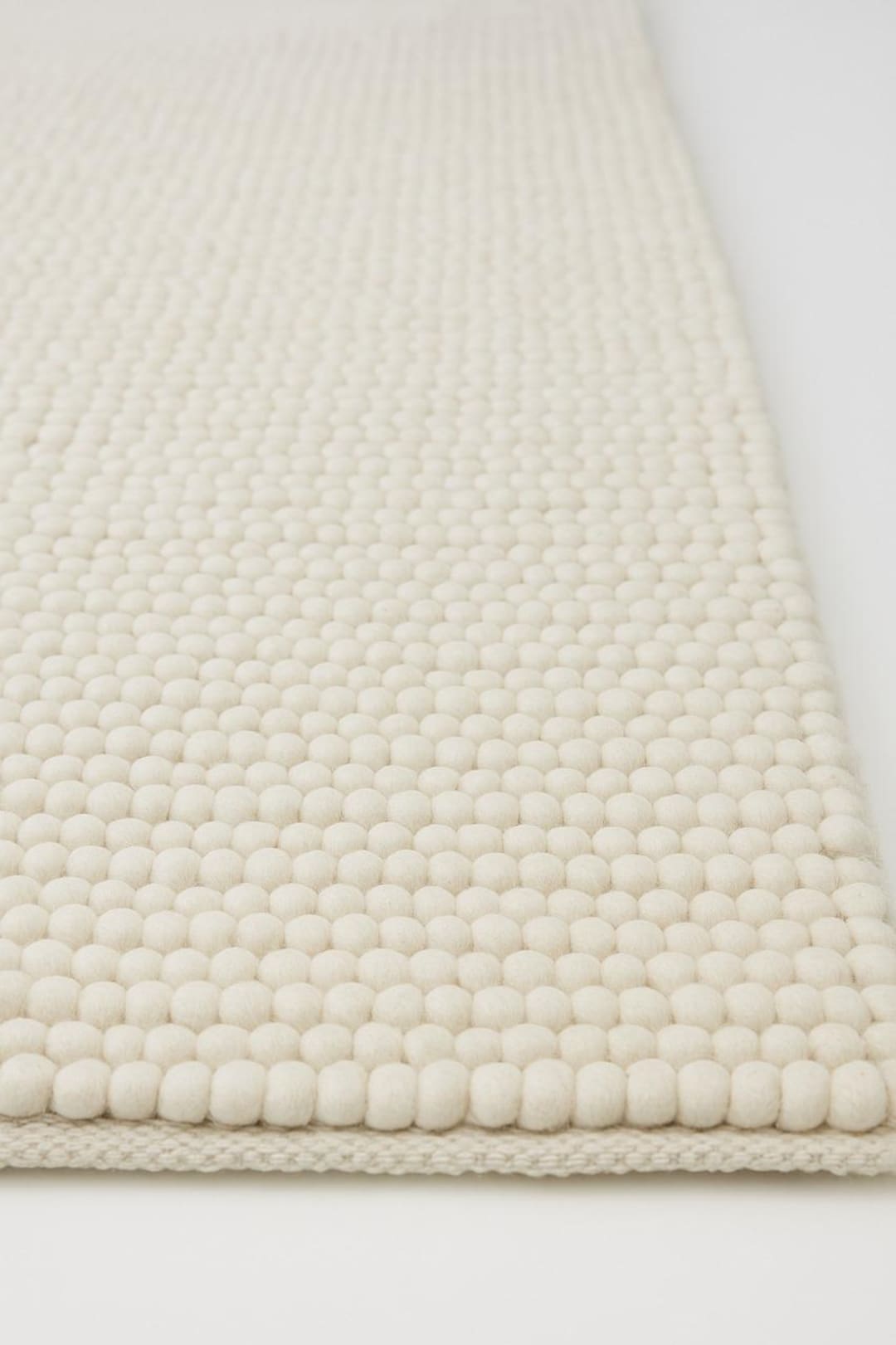 Handmade Ivory Chunky Wool Rug Pebble / Bead Weave Textured Carpet ...