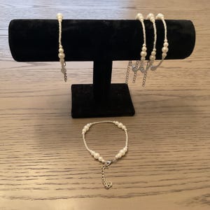 Multisized Pearl Bracelet