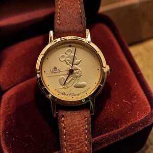Lorus Watch Mickey Mouse Gold - Etsy display picture 3