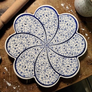 Handgefertigter Blau Weißer Keramik Topfuntersetzer Blumenmuster Made In Turkiye 17,5 cm Rund Vintage
