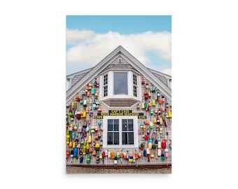 Impressão de bóia de Cape Cod – Capt’n Cass Rock Harbor Seafood, Arte de parede náutica costeira, Fotografia de Cape Cod