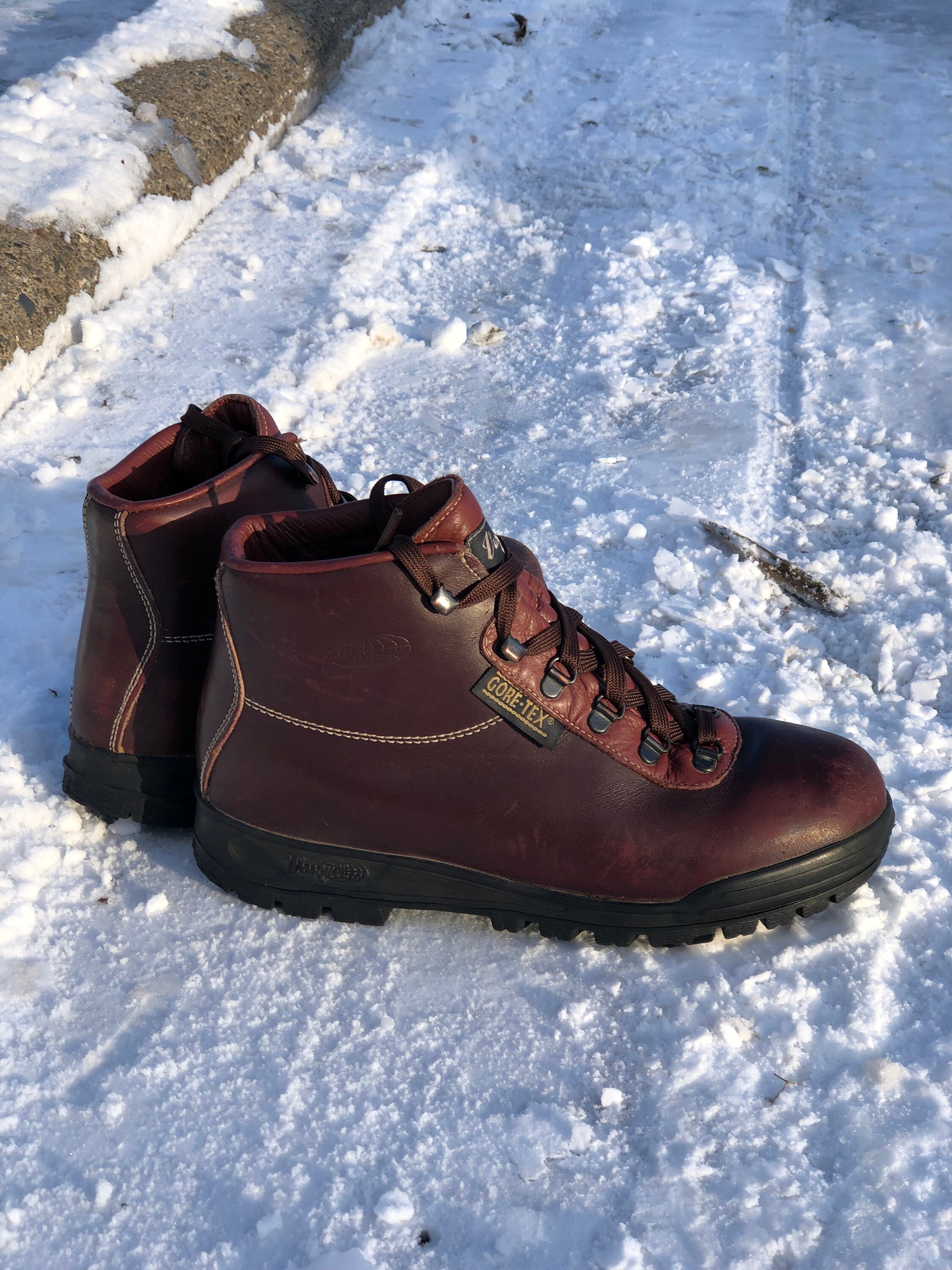 vasque sundowner women's