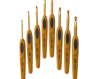 8Pcs Crochet Hooks Set 2mm-6mm Knitting Needles DIY Yarn Hand Sewing Sweater Tools