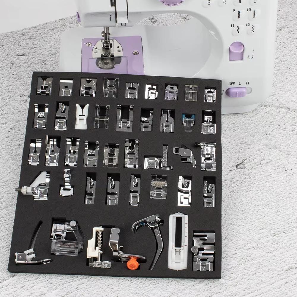 Accessoires Couture Domestique Kit 32 Pieds-de-Biche Pour Machine à Coudre - Compatible Singer, Brother, Baby Lock, Janome