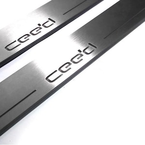 Seuils de porte à DEL pour Ceed II : barrières d'entrée lumineuses