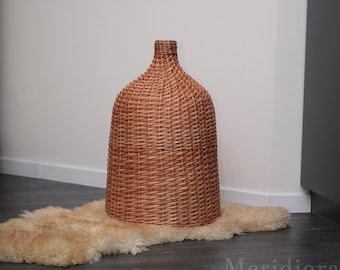 Handgefertigte 24 x 12-Zoll-Rattan-Glockenpendelleuchte, schmaler Hals gewebter Lampenschirm, natürliche Geometrische Deckenleuchte für Küche oder Wohnzimmer