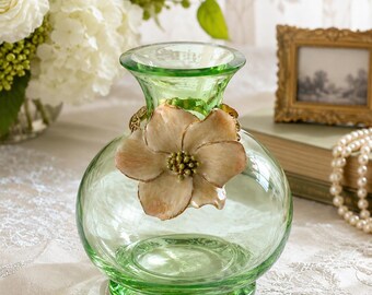 Jay Strongwater Green Art Glass Vase Jeweled Dogwood Flower Swarovski Crystal Accent Signed