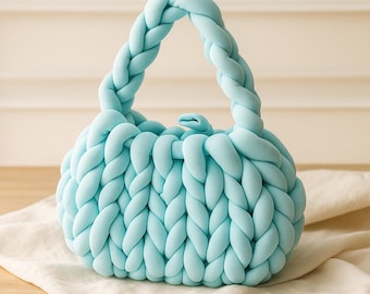 Chunky Knit Bag Pattern: Beginner-Friendly Hand Knitting Tutorial (PDF)