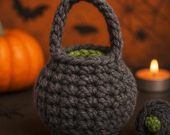 Mini Cauldron Crochet PDF Pattern : Witchy Halloween Amigurumi | Keychain/Ornament