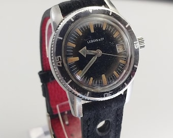Französische Taucheruhr Lebois & Cie, Automatikaufzug, 1960er Jahre, 36 x 42 mm
