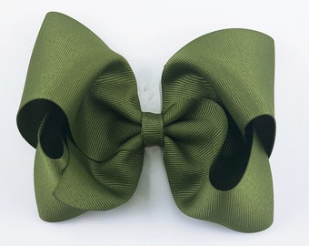 Olive Hair Bow / 4.5 to 5 inch Girls Hair Bows / Grosgrain Bows / Large Hair Bows / Hair Bows Clip Hair Bows Toddler Girl / Green for Fall