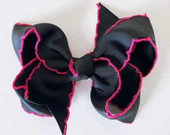 Black and Pink Moonstitch 4 inch Girls Hair Bow, Large Baby Hair Bow Hair Clips, Hair bows for Girls, Big Hairbow, Moon Stitch