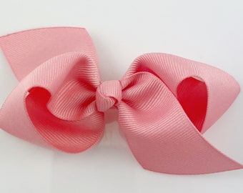 Coral Hair Bow / Hair Bows for Girls, Medium Hair Bows for Baby, Ribbon Hair Clip with Bows for Babies Fine Hair - Shell Pink Loopy Bow