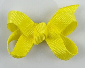 Lemon Yellow Baby Hair Bow, 2 inch Extra Small Mini Boutique Hair Bows for Babies / Mini Snap Clip / Infant Newborn Hair Bow / Bright Yellow