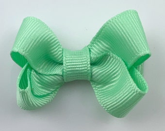 Mint Green 2 inch Hair Bow, extra small boutique bow on non slip clip for baby girls, small hair bows, cute hair bows, barrette, non slip