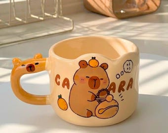 Taza de capibara para apoyo emocional, regalo estético para trabajar desde casa, taza de café con diseño de animales zen, decoración de escritorio con mascotas, taza estilo coqueta y accesorio para el autocuidado.