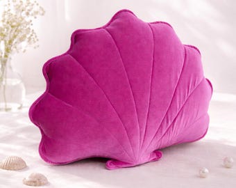 Cojín de terciopelo rosa con forma de concha, cojín de concha marina rosa suave y brillante, decoración coqueta para la habitación, regalo estético estilo sirena, almohada de terciopelo rosa de ensueño
