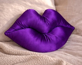 Almohada de labios morados, peluche con forma de lavanda, cojín de terciopelo con forma de boca, decoración de habitación de ensueño, accesorio estético para dormitorio, juguete mágico estilo Y2K, regalo para el hogar.