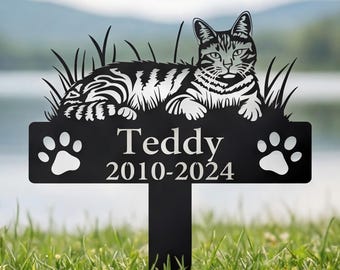 Custom Cat Memorial Stake, Personalized Garden Sign for Loss of Cat, Cat Remembrance Metal Garden Art, Sympathy Gift for Cat Lover Mom