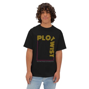 モダンフィットプレミアムTシャツ：プロットツイスト