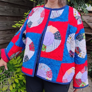 Abrigo vintage de los años 80, estilo patchwork, divertido, rojo y azul, chaqueta hecha a mano, reciclada, pieza única, estilo boho cottagecore, talla XL