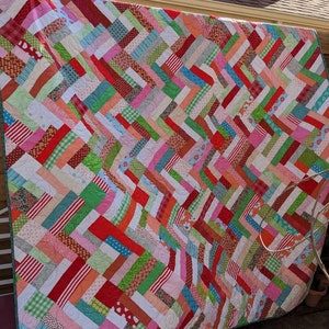 Full Size 80&quot; x 80&quot; Handcrafted Colorful Quilt w 1950&#39;5 vintage sheet backing