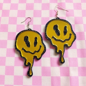 Drippy 90s Smiley Face Earrings, Black Glitter and Mirror Yellow Acrylic Hypoallergenic Earrings, Plastic Jewelry