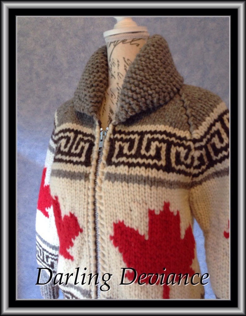 Pattern Oh Canada Maple Leaf Vintage Canadian Style Sweater image 5