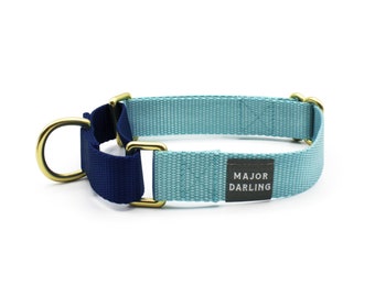 martingale collar / ice blue + navy