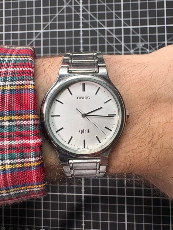 80年代ヴィンテージシルバートーンウォッチ セイコースピリット - Etsy 