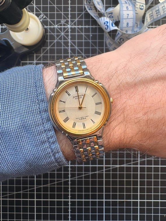 90's Vintage Watch Citizen Junction Square Vega - Etsy
