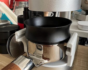 Option-o LAGOM Casa Coffee Grinder Portafilter Mount: 58mm, Shaker